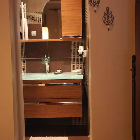 Perili Kosk Otel *